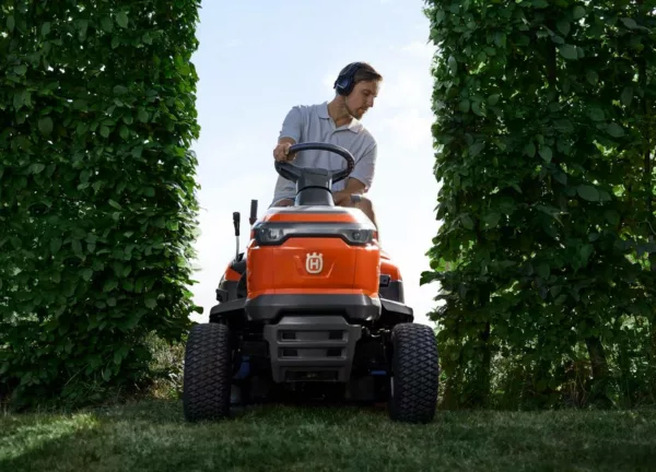 Husqvarna Rasentraktor TS 114 - Modell 2025 – Bild 12
